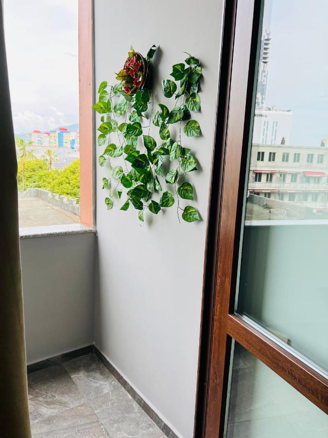 Old Batumi Apartment Exterior photo